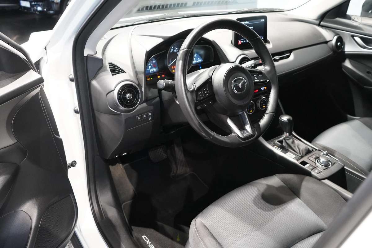 Mazda CX-3, 2.0 l., Внедорожник / Кроссовер