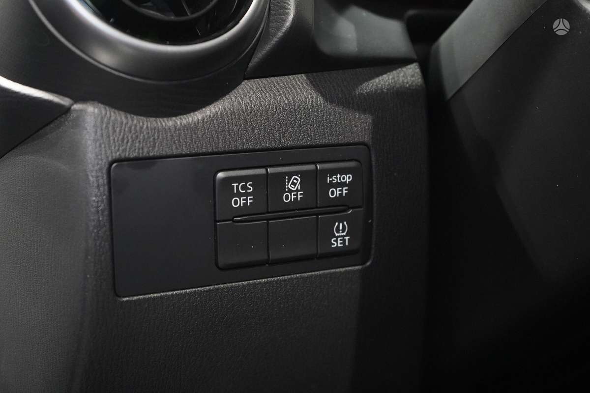 Mazda CX-3, 2.0 l., Внедорожник / Кроссовер