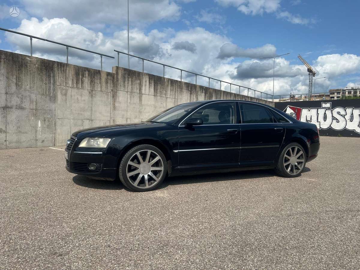 Audi A8, 4.1 l., Седан