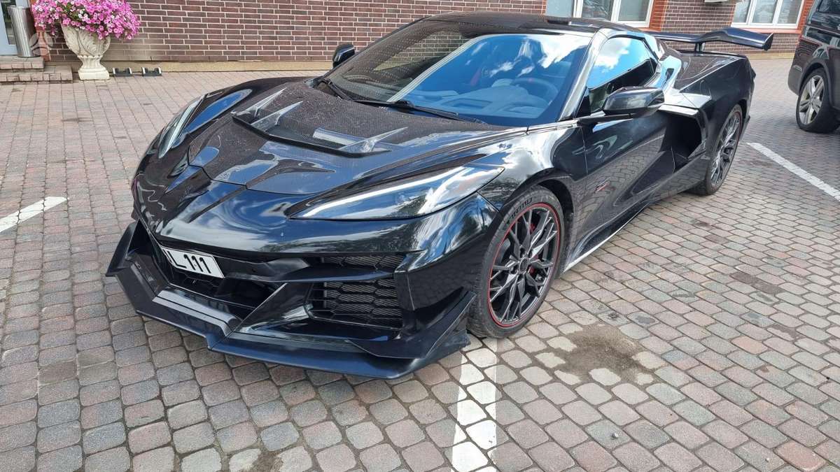 Chevrolet Corvette, Купе (coupe)