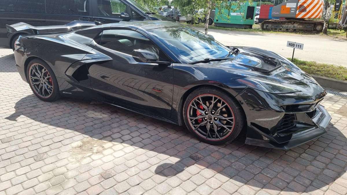 Chevrolet Corvette, Купе (coupe)