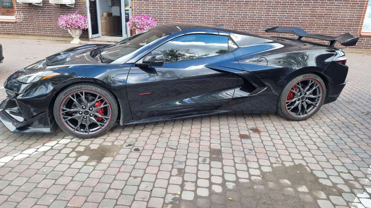 Chevrolet Corvette, Купе (coupe)