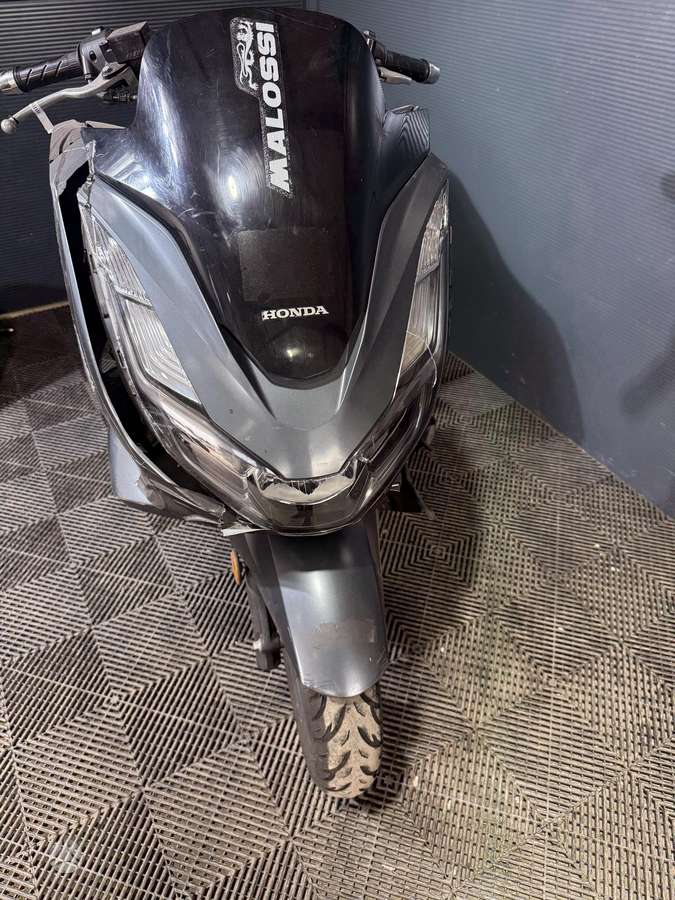 Honda PCX 125cc, мотороллеры / мопеды