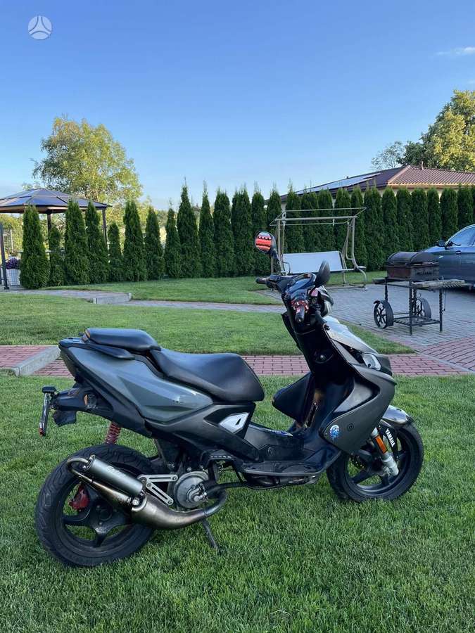Yamaha Aerox 50cc, мотороллеры / мопеды
