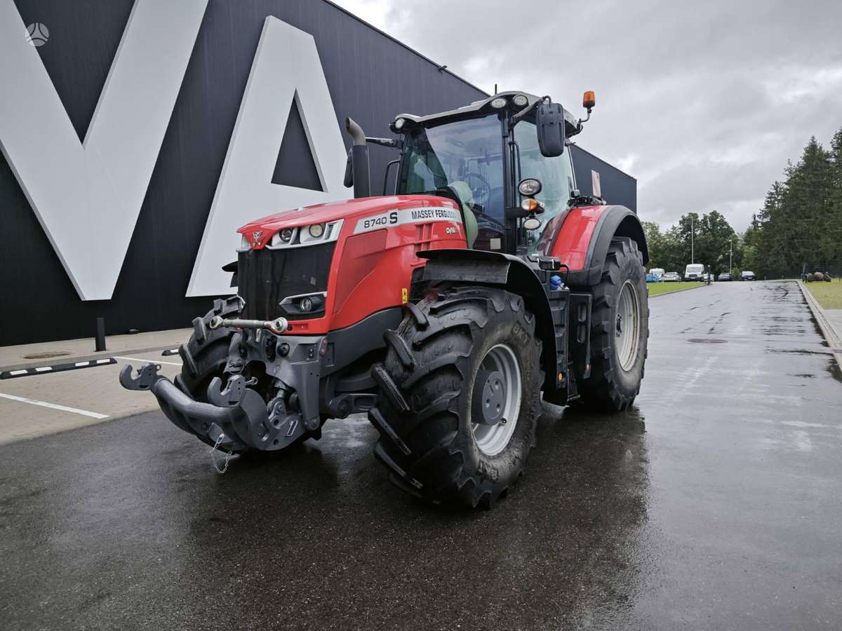 Massey Ferguson 8740, tractors
