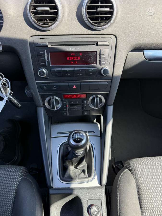 Audi A3, 1.6 l., Хэтчбек