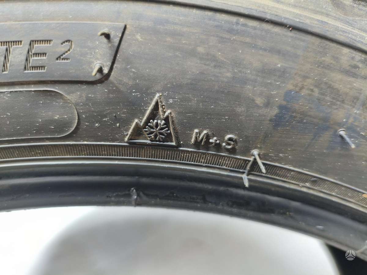Michelin CrossClimate 2, žieminės 235/45 R18