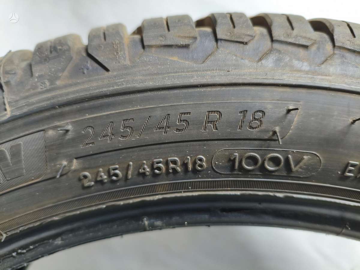 Michelin CrossClimate 2, žieminės 235/45 R18