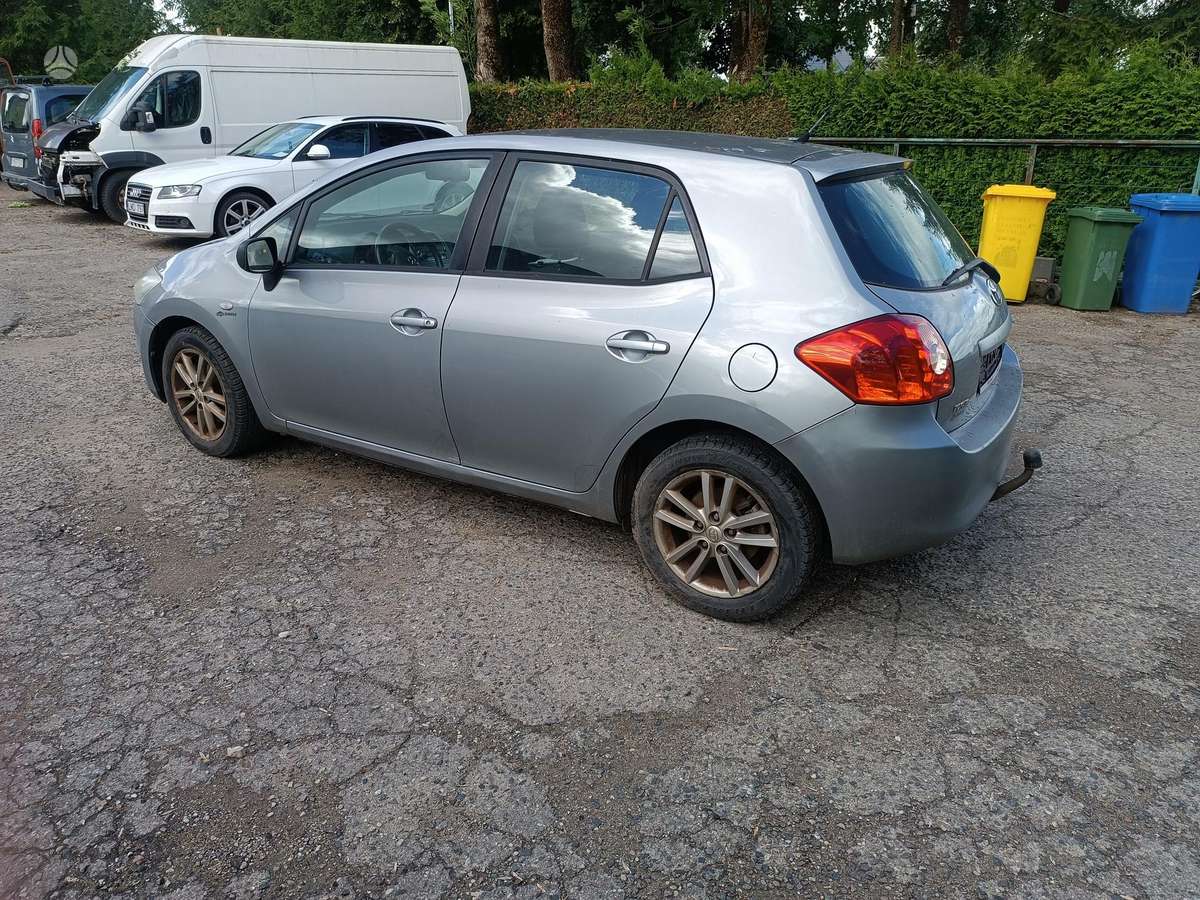 Toyota Auris, 2.0 l., hatchback