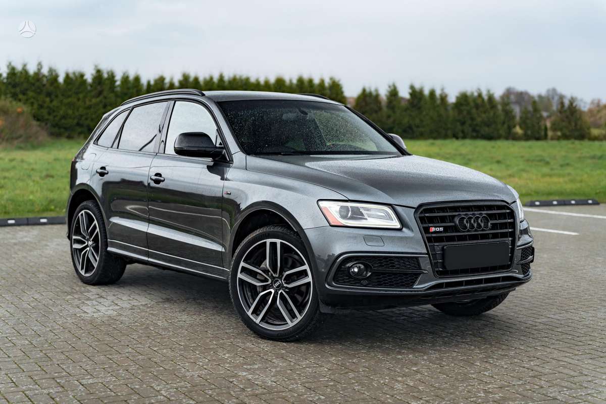 Audi Q5, 3.0 l., off-road / crossover