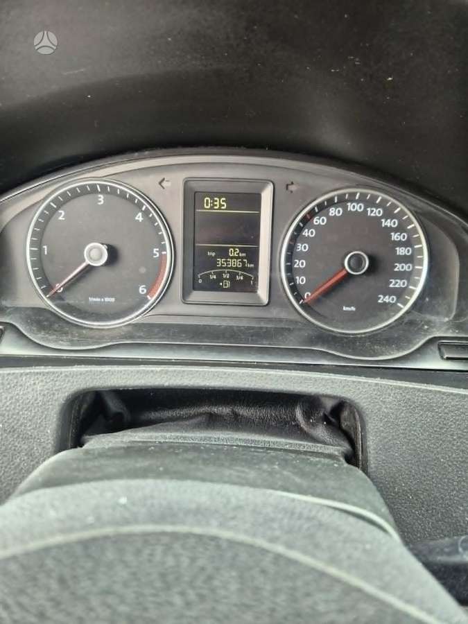 Volkswagen Transporter - 5