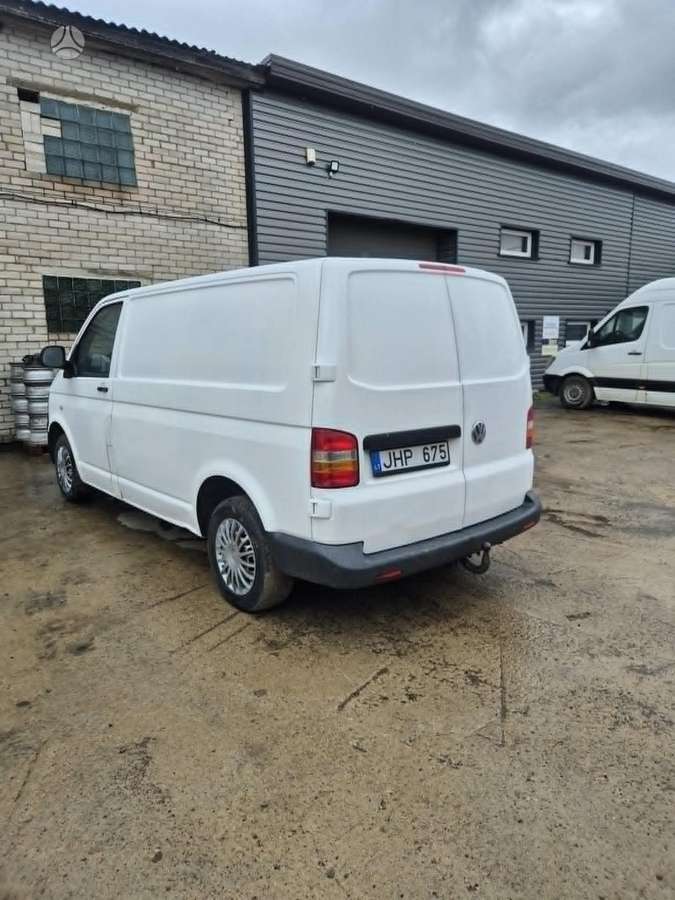Volkswagen Transporter - 3