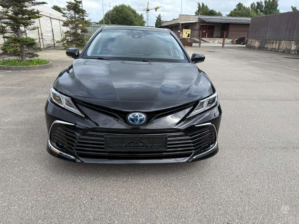 Toyota Camry - 9