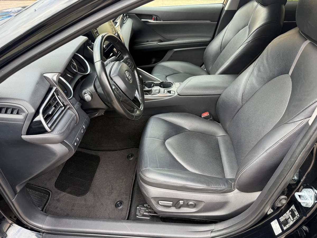 Toyota Camry - 11