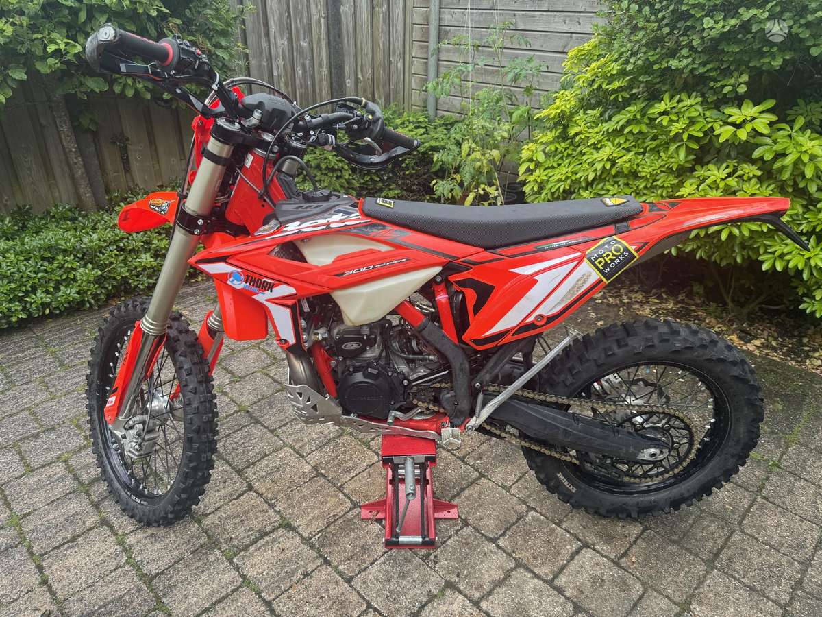 Beta RR 300cc, krosa / enduro