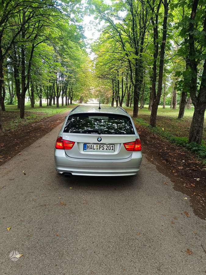 BMW 320, 2.0 l., wagon