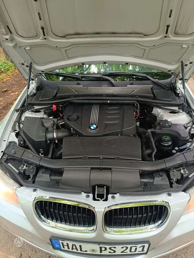 BMW 320, 2.0 l., wagon
