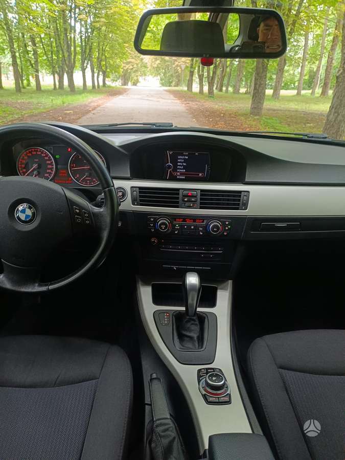 BMW 320, 2.0 l., wagon