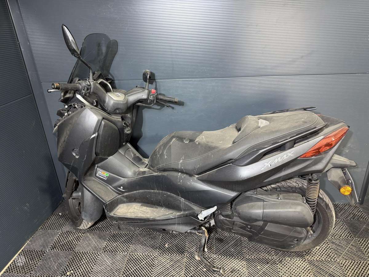 Yamaha XMAX 125 125cc, мотороллеры / мопеды