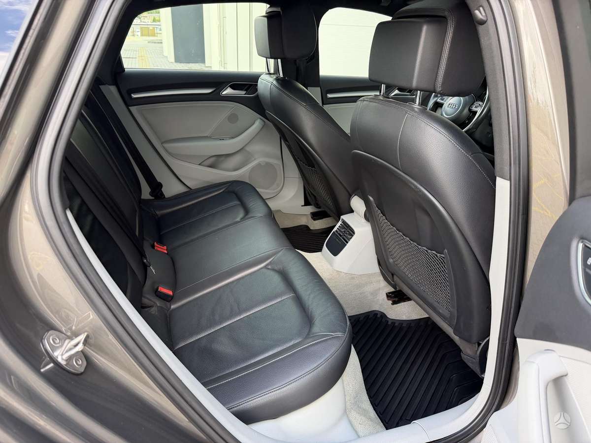 Audi A3, 2.0 l., Седан