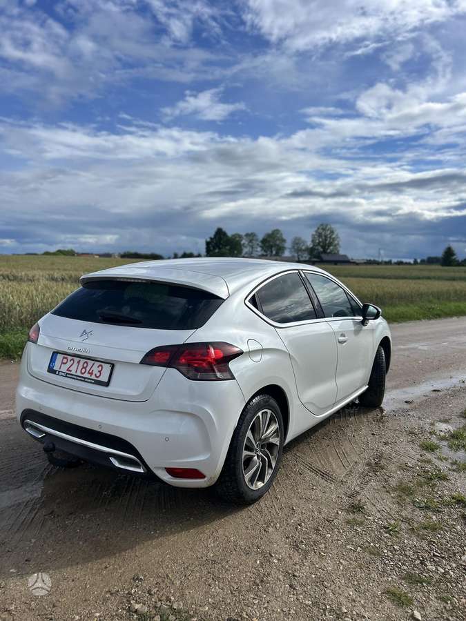 Citroen DS4, 2.0 l., Хэтчбек