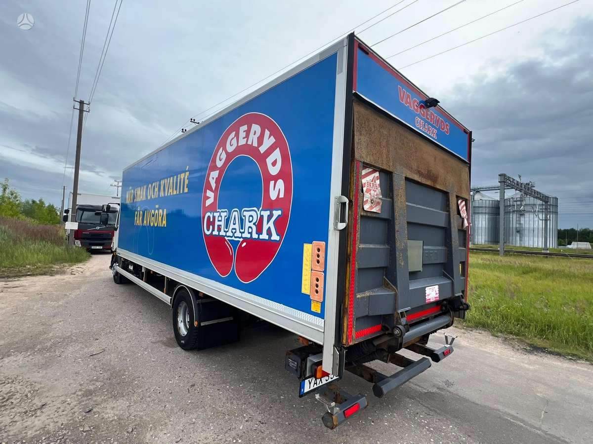 Volvo FL 250, refrigerated trucks