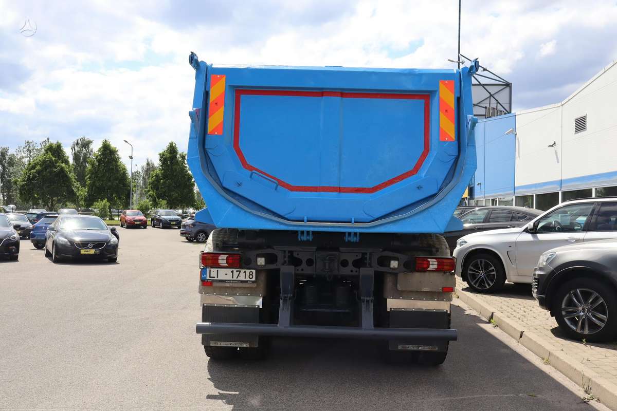 Mercedes-Benz Arocs, dumpers / tippers