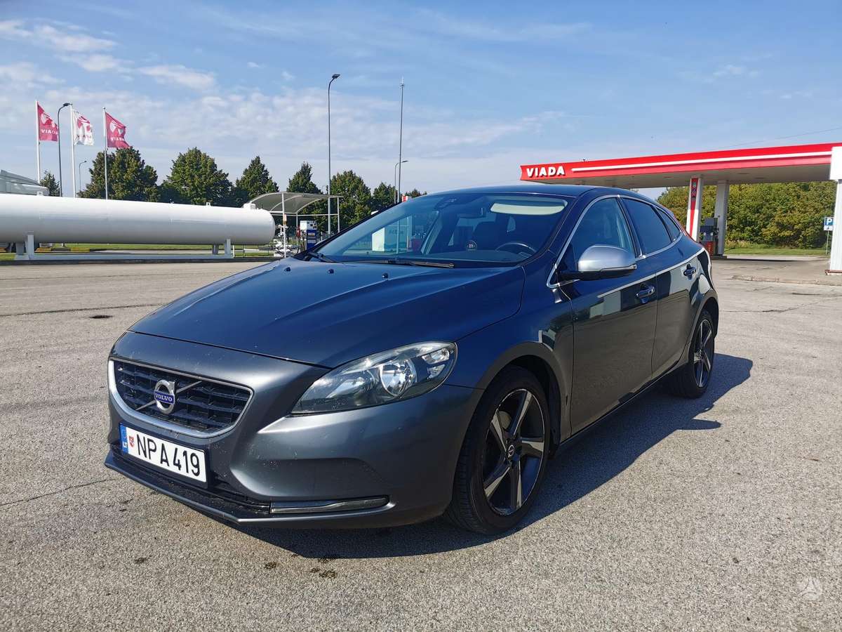 Volvo V40, 1.6 l., Хэтчбек