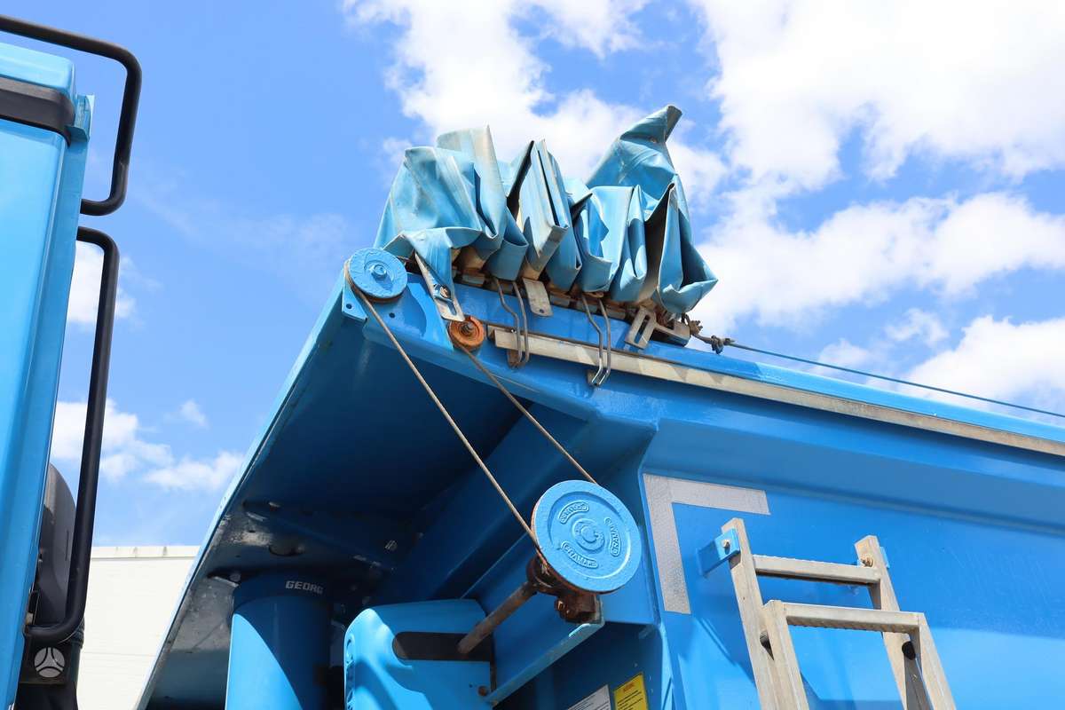 Mercedes-Benz Arocs, dumpers / tippers