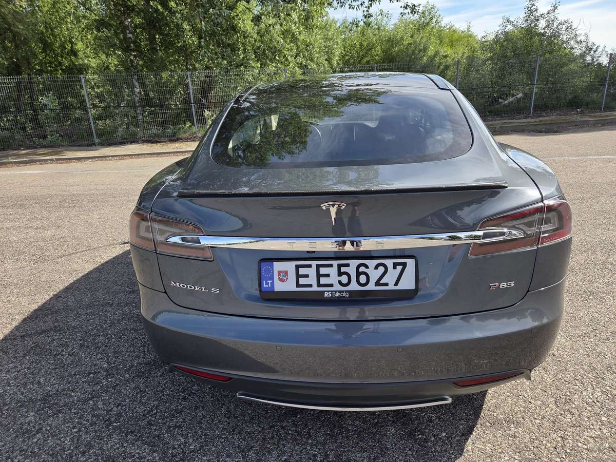 Tesla Model S, 85 кВт·ч, Седан