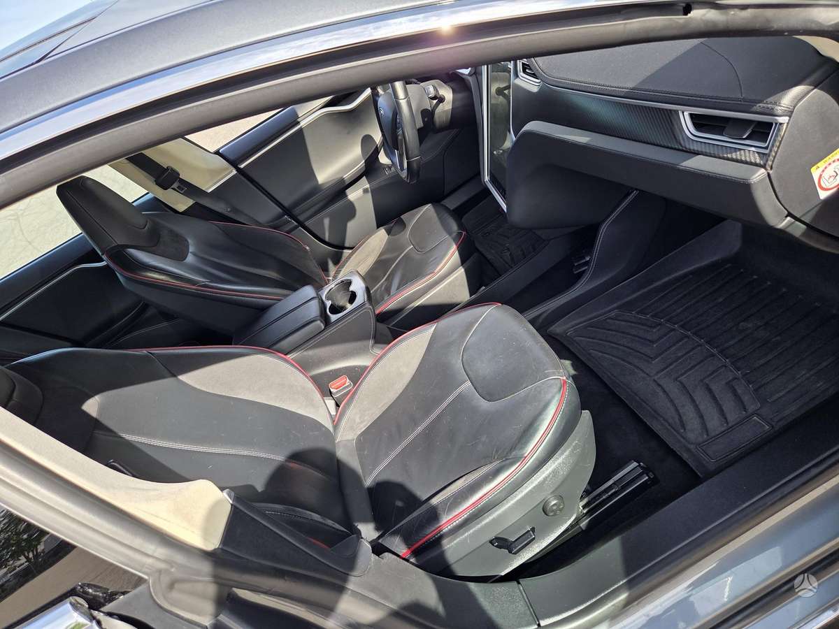 Tesla Model S, 85 kWh, sedanas