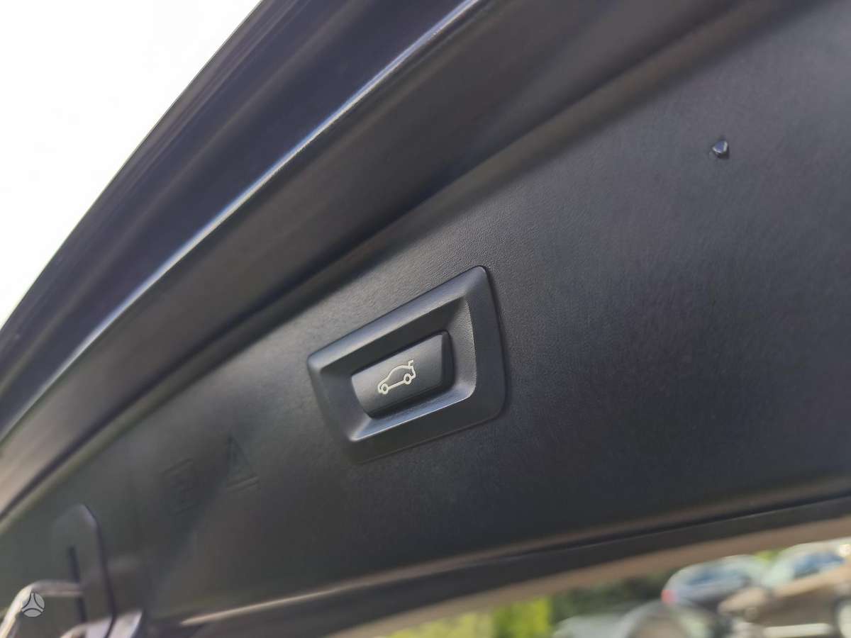 BMW 520, 2.0 l., wagon