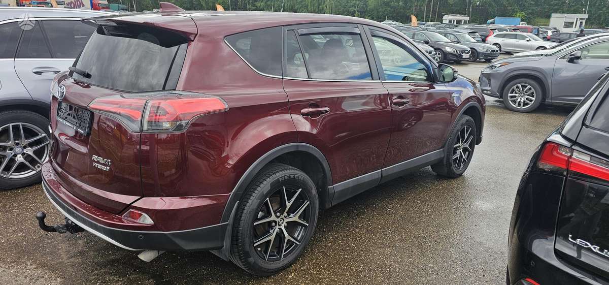 Toyota RAV4 - 3