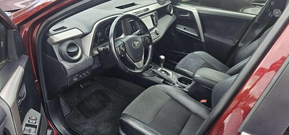 Toyota RAV4 - 5
