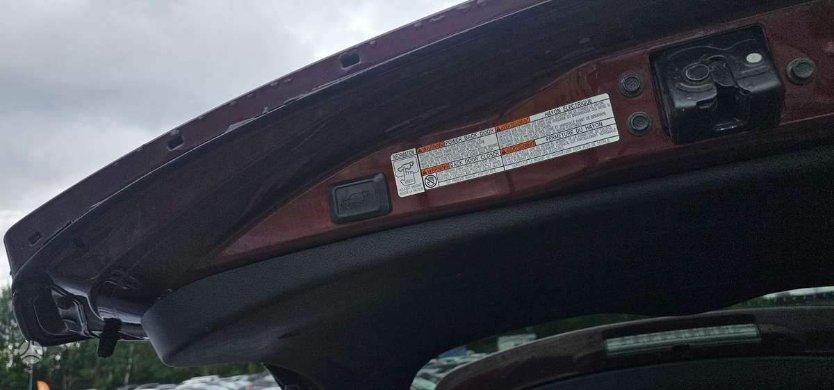 Toyota RAV4 - 11