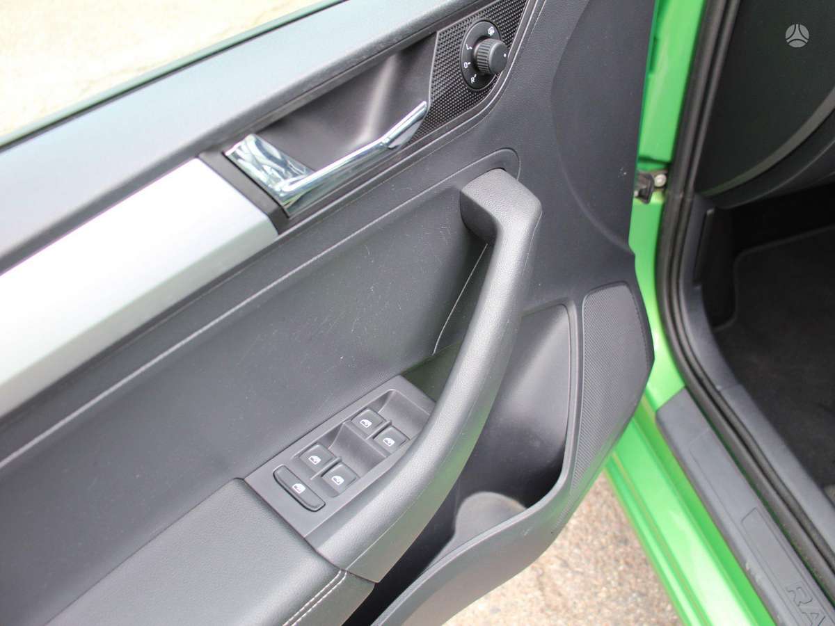 Skoda Rapid, 1.0 l., hatchback