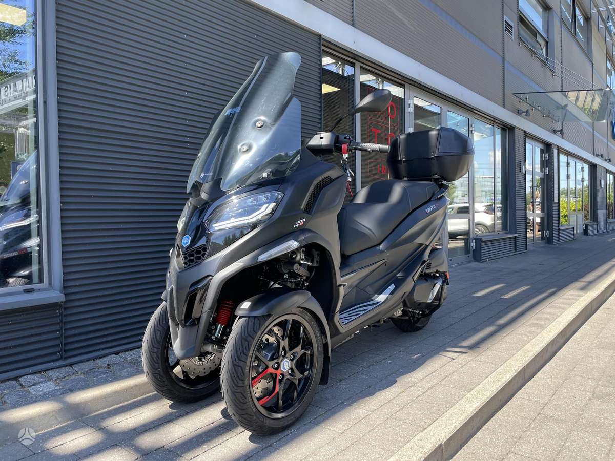 Piaggio MP3 400cc, tricikli