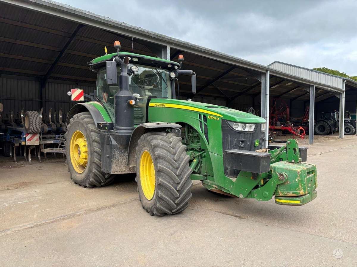 John Deere 8370R, traktori