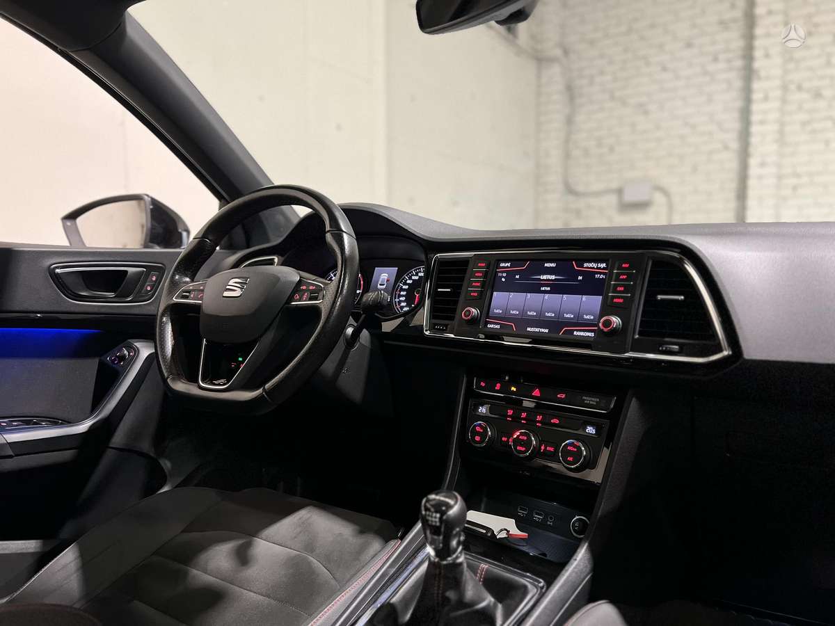 Seat Ateca, 2.0 l., Внедорожник / Кроссовер