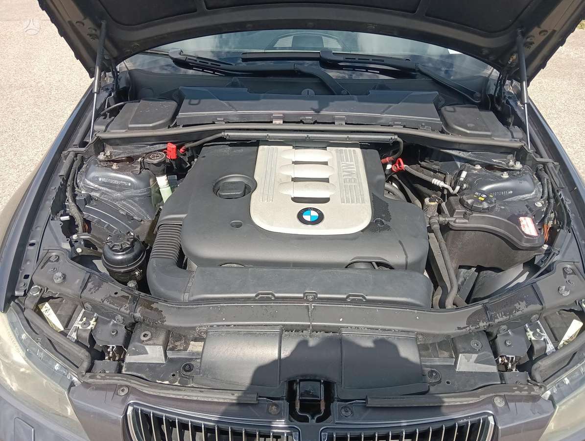 BMW 330, 3.0 l., universalas