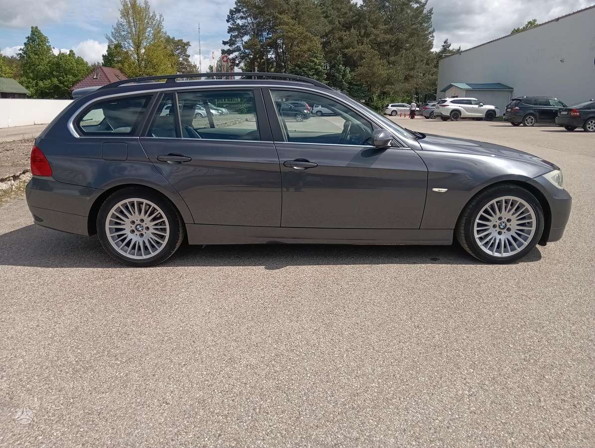 BMW 330, 3.0 l., universalas
