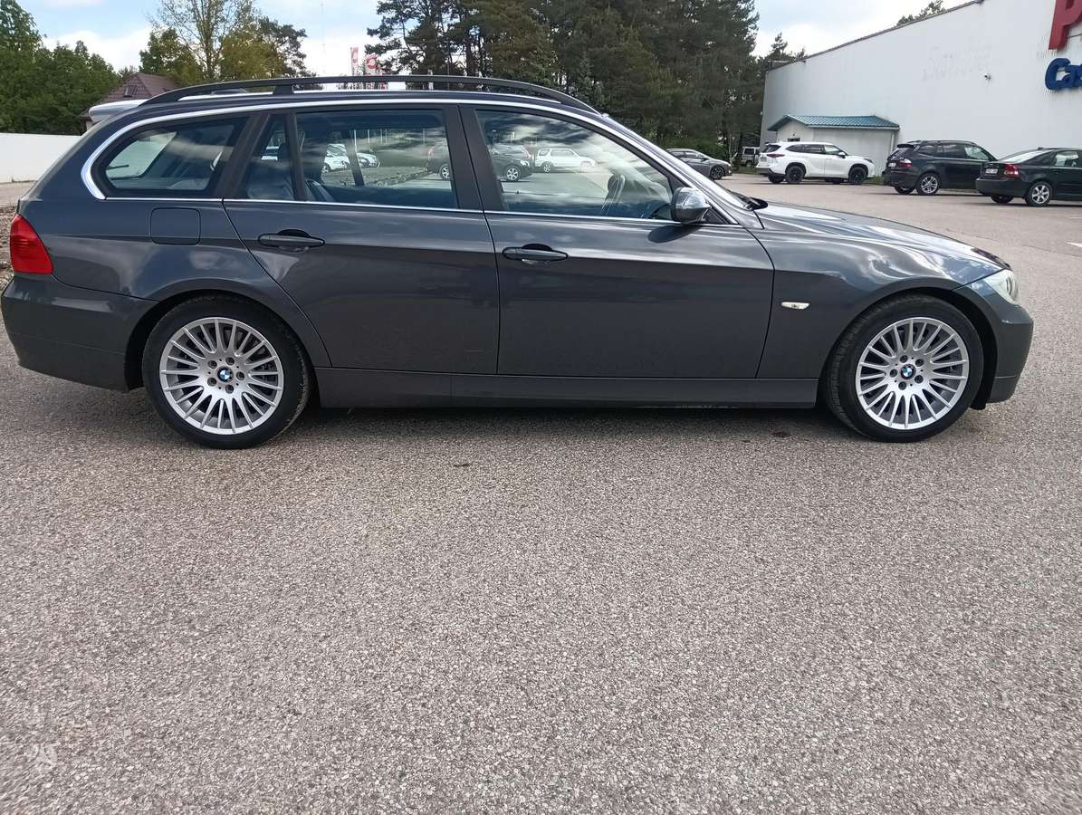 BMW 330, 3.0 l., Универсал