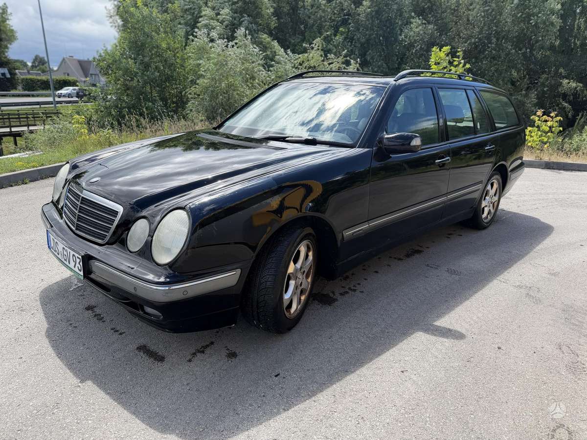 Mercedes-Benz E320, Универсал