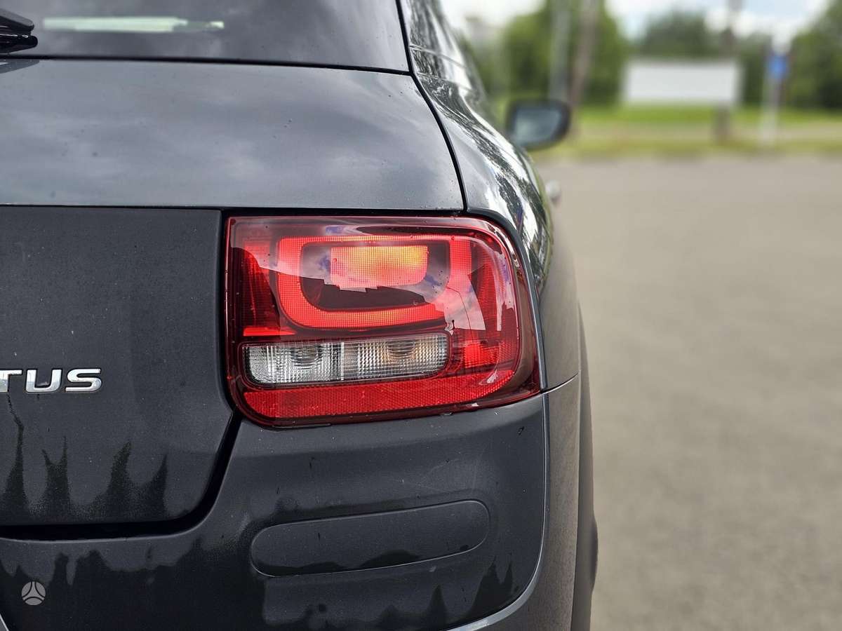 Citroen C4 Cactus, 1.6 l., Хэтчбек