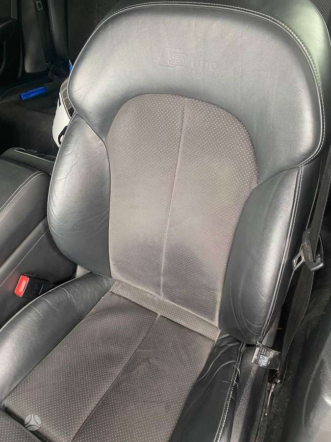 Audi A6, 3.0 l., Седан