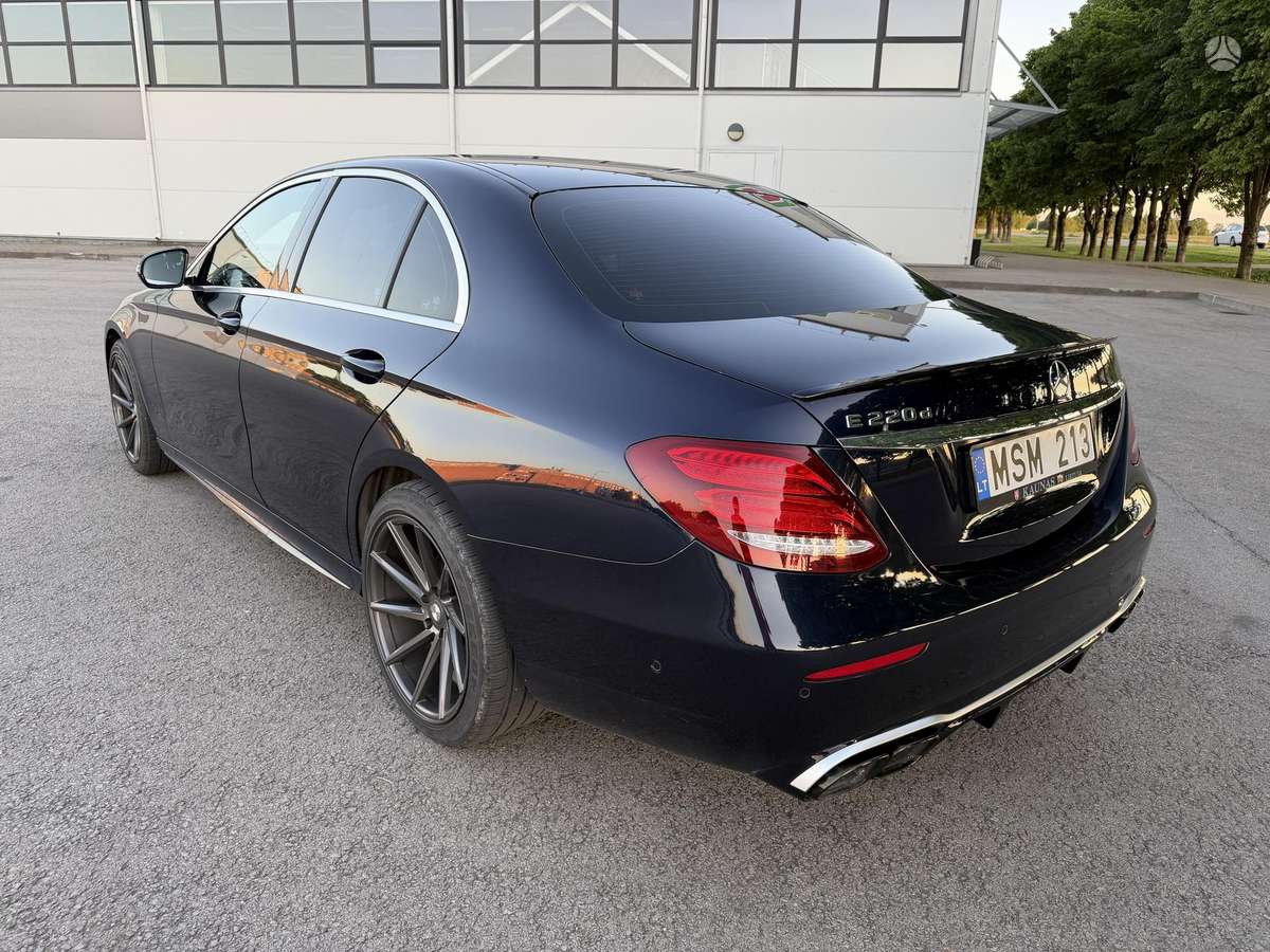 Mercedes-Benz E220, 2.0 l., Седан