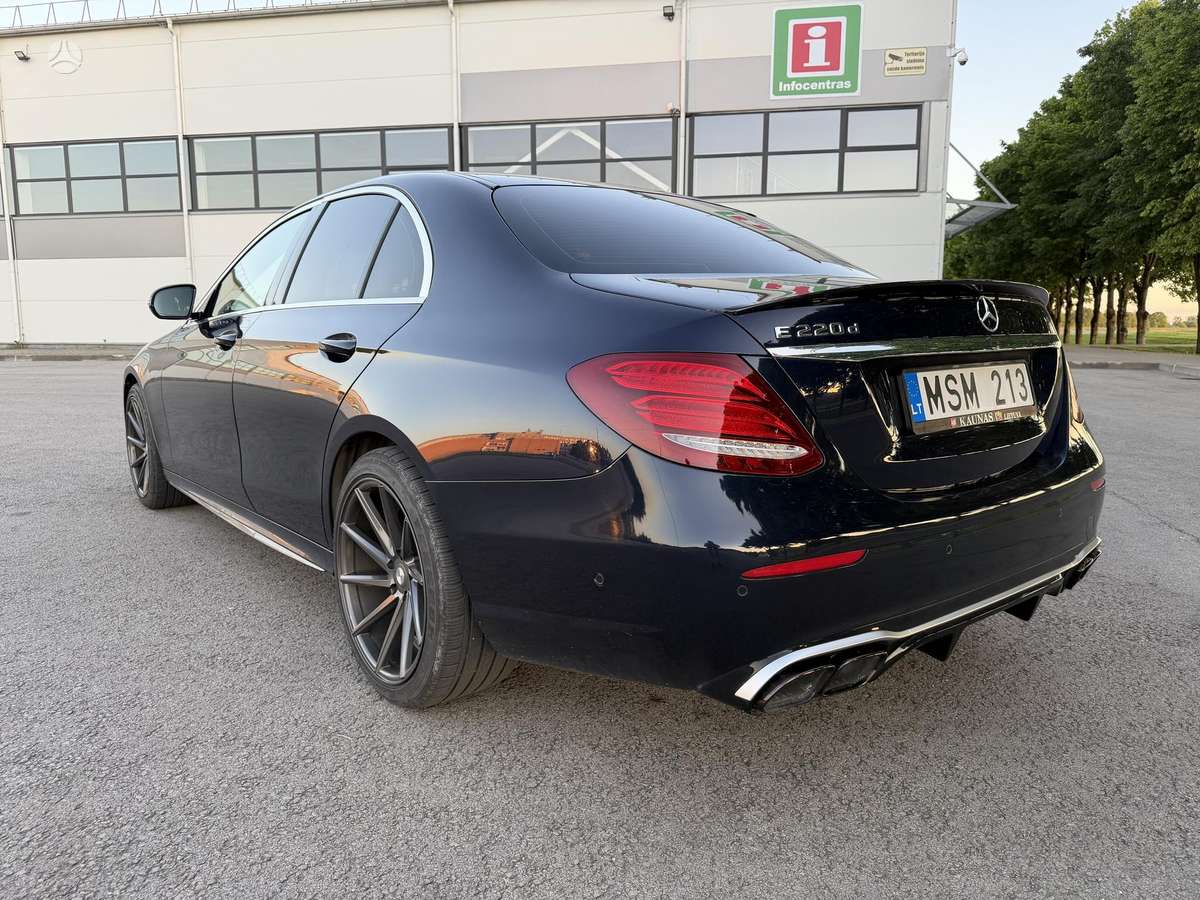 Mercedes-Benz E220, 2.0 l., Седан