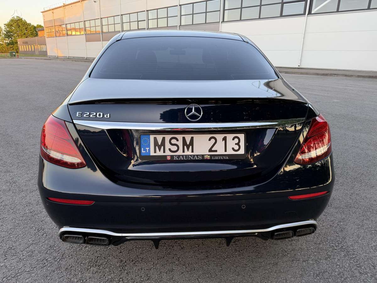 Mercedes-Benz E220, 2.0 l., Седан