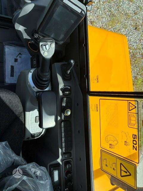JCB 50z, mini ekskavatoriai