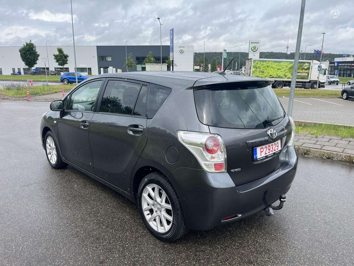 Toyota Verso - 7